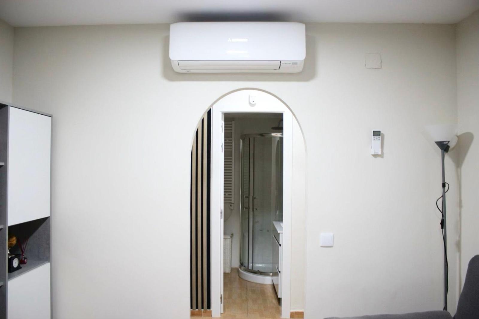 Piso De Diseno En El Centro De Cordoba By Bebalmy Apartment Exterior photo